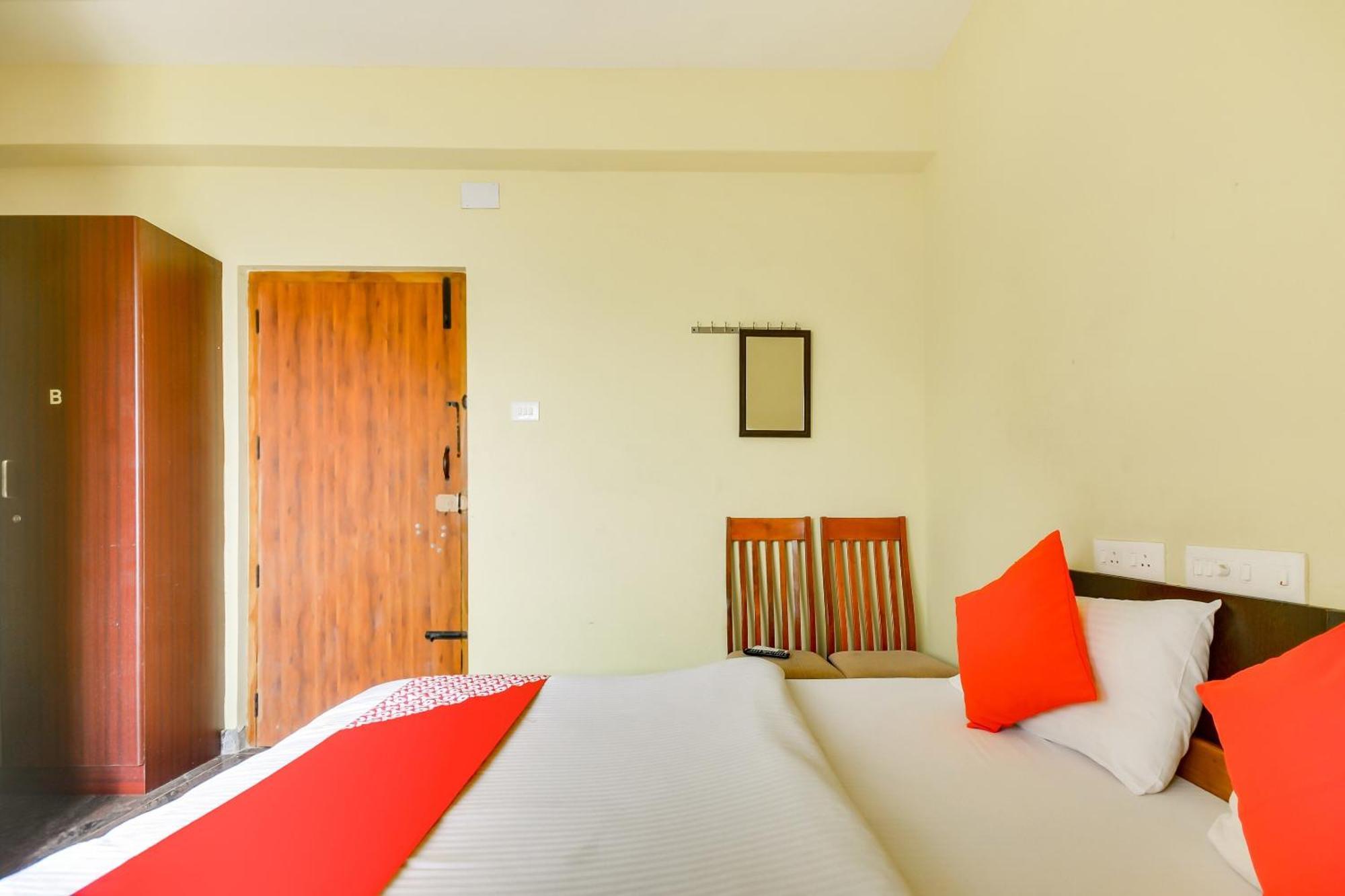 Hotel O St Residency Mudukarai Extérieur photo